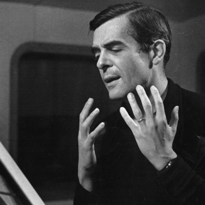 Audiokniha Hamlet (1958) - Valtr Taub, Milada Horutová, Karel Beníško, František Roland, Bořivoj Křístek, Věra Kubánková, Bohuš Hradil, Václav Voska, Marie Vášová, Josef Gruss, Artur Šviha, Soběslav Sejk, Bedřich Bobek, Josef Chvalina, Miloš Hlavica, Bedřich Karen, William Shakespeare, Valtr Taub, Karel Beníško, Miroslav Macháček, Miloš Hlavica, Bedřich Karen, Josef Chvalina, Věra Kubánková, Václav Voska, Marie Vášová