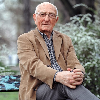 Audiokniha Oblomov (1966) - Otakar Brousek, František Hanus, Josefa Pechlátová, Miloš Hajský, Jiří Roll, Karolina Slunéčková, Jaromír Spal, Jaroslava Drmlová, Zdeněk Hodr, Karel Kastner, Artur Šviha, Antonín Zíb, Julie Charvátová, Renata Pobudová, Otakar Brousek, František Hanus, Ivan Alexandrovič Gončarov, Jiří Roll, Karolina Slunéčková, Jaromír Spal, Antonín Zíb, Julie Charvátová