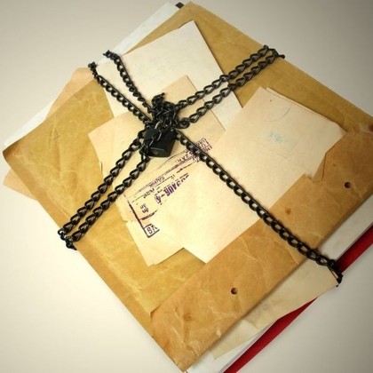 Audiokniha Půlnoční pacient - Egon Hostovský, Luďa Marešová, František Němec, Vladimír Dlouhý, Miloslav Kopečný, Blanka Bohdanová, Jan Hartl, Petr Nárožný, Vilma Cibulková, Petra Špalková