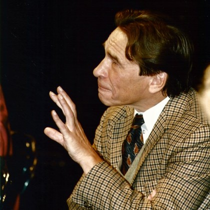 Audiokniha Kdo židli má, bydlí 1 - František Němec, Alice Vondrová, Milan Hein, Dana Syslová, Marta Kubišová